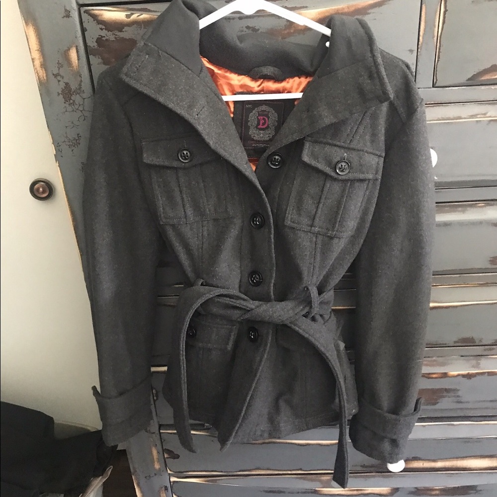 NWOT Women’s Medium grey coat